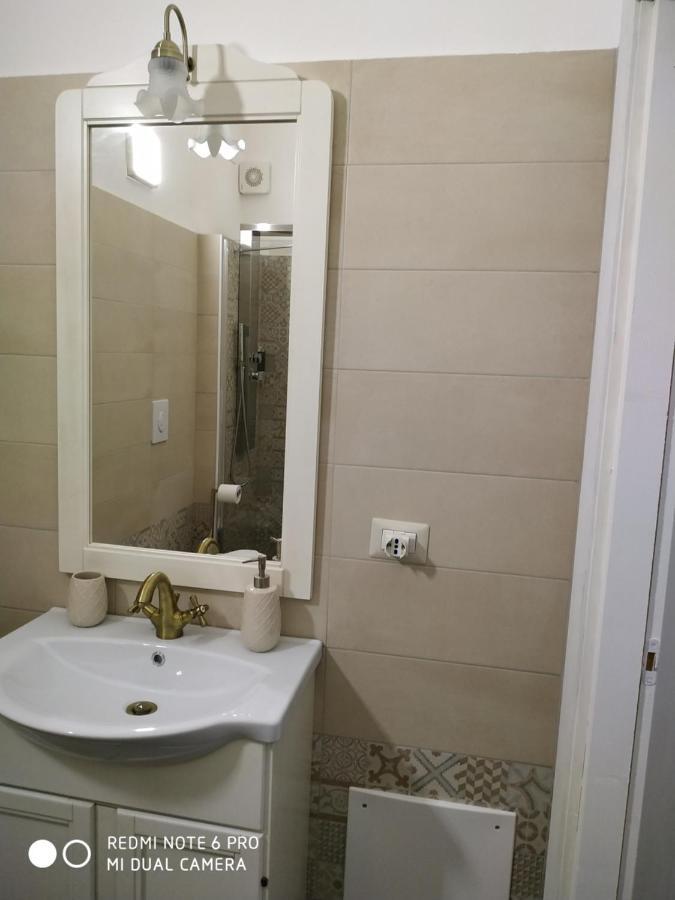 Le Suite Del Teatro Cucinino Privato Tarent Zewnętrze zdjęcie