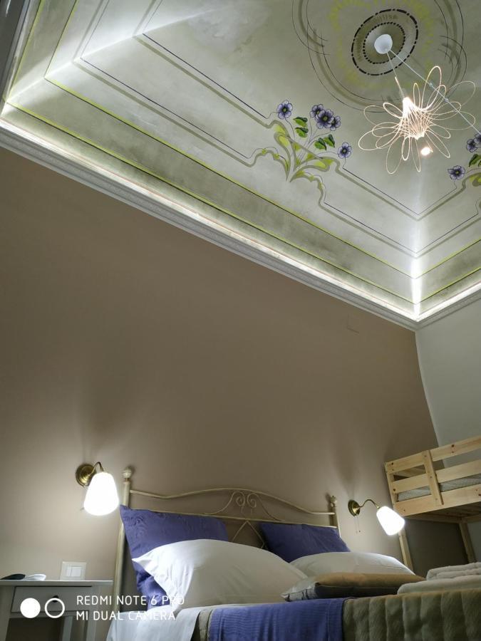 Le Suite Del Teatro Cucinino Privato Tarent Zewnętrze zdjęcie