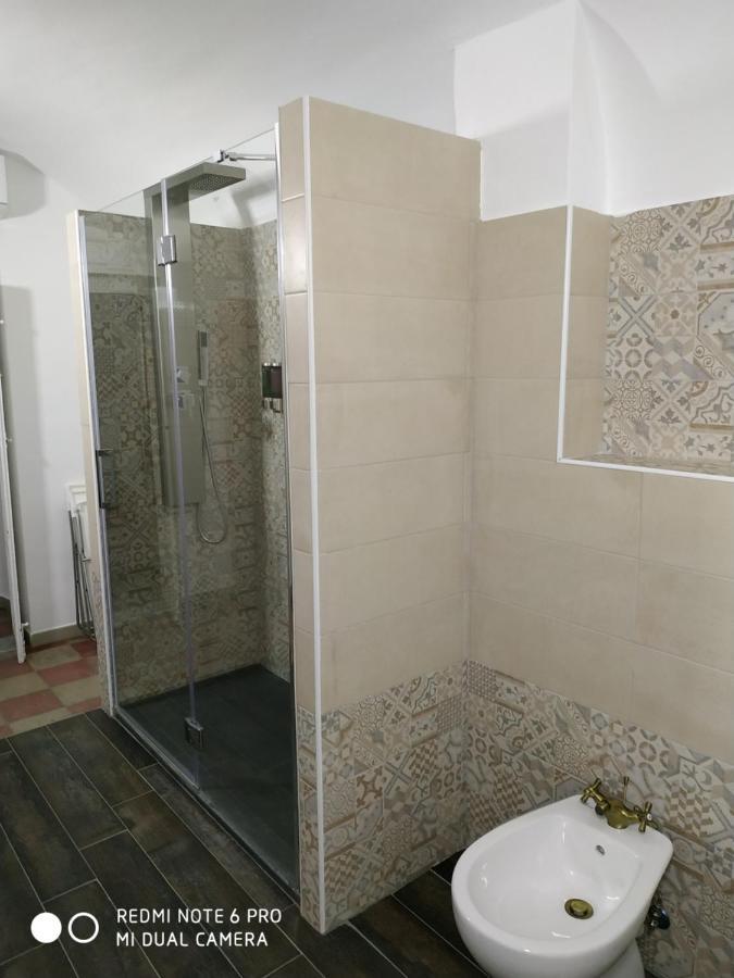 Le Suite Del Teatro Cucinino Privato Tarent Zewnętrze zdjęcie